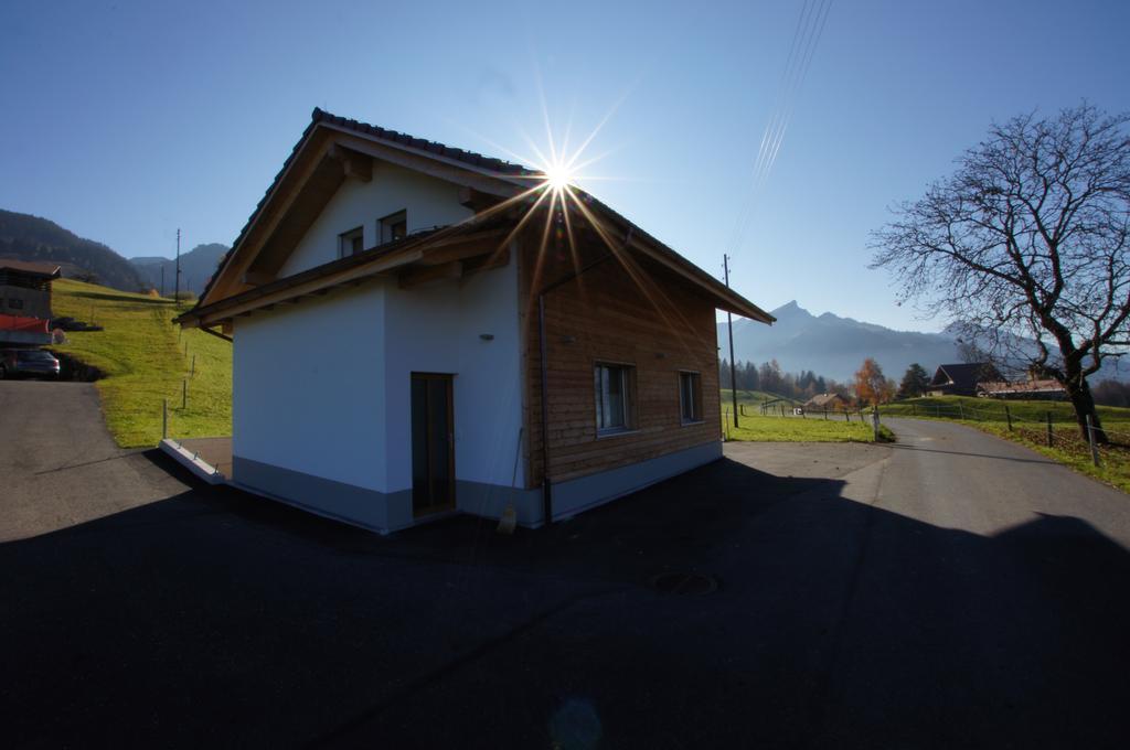 Gaestehaus Myhideaway Reichenbach im Kandertal Kamer foto