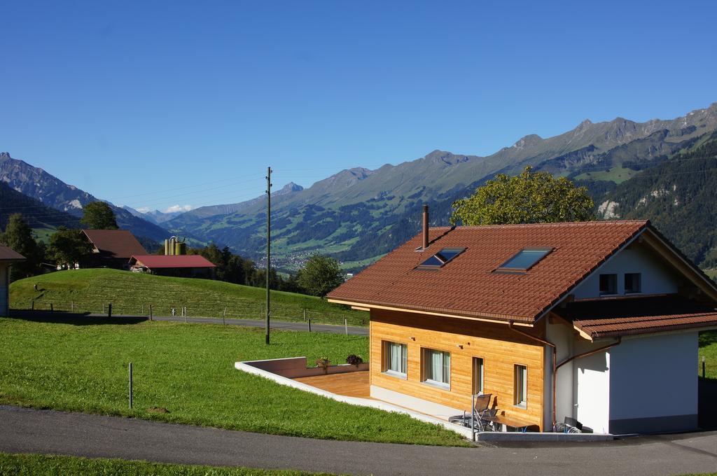 Gaestehaus Myhideaway Reichenbach im Kandertal Buitenkant foto