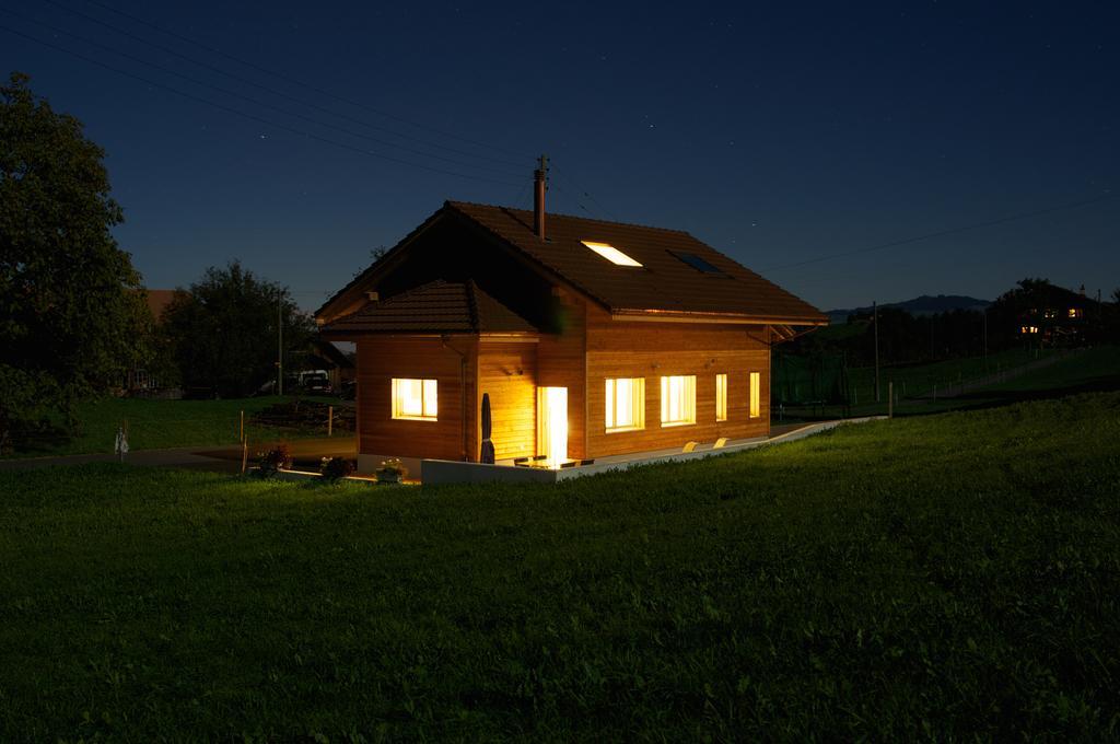 Gaestehaus Myhideaway Reichenbach im Kandertal Kamer foto